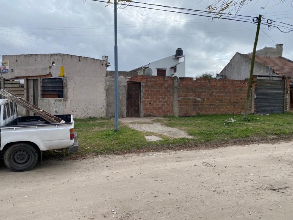 LOTE:  11 DE SEPTIEMBRE Y 194