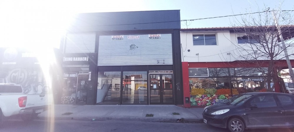 LOCAL 150M2. LURO Y 184. ALQUILADO