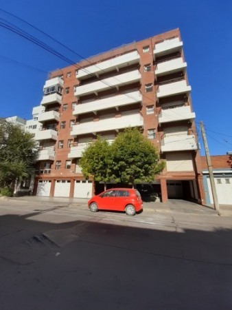DEPTO. DORREGO Y BALCARCE. 3 AMB.