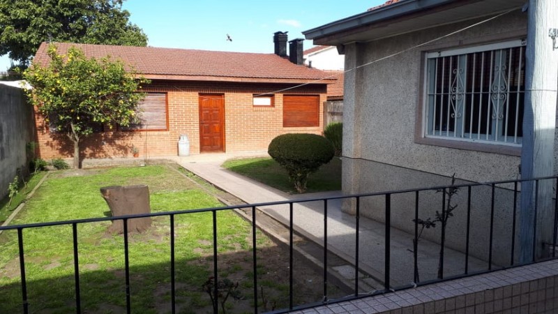 CASA JURAMENTO 1400 5 AMB.