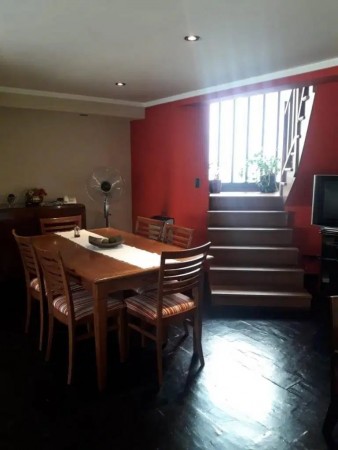 CASA ROLDAN Y FALKNER. 4 AMB. LOS PINARES