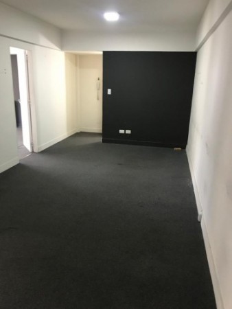 LOCAL SAN MARTIN Y CORDOBA 70M2