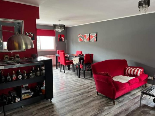 CASA 4 AMBIENTES. CAISAMAR