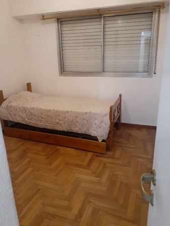 DEPTO. 3 AMB. BROWN AL 2200