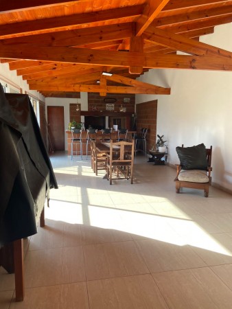 GALPON + VIVIENDA, GABOTO AL 6100