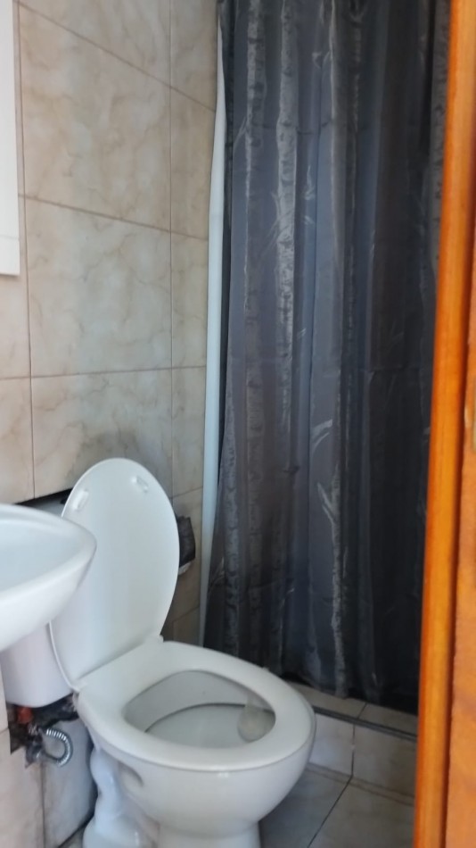 CASA IDEAL HOGAR DE ABUELOS / GERIATRICO. COLON AL 9000