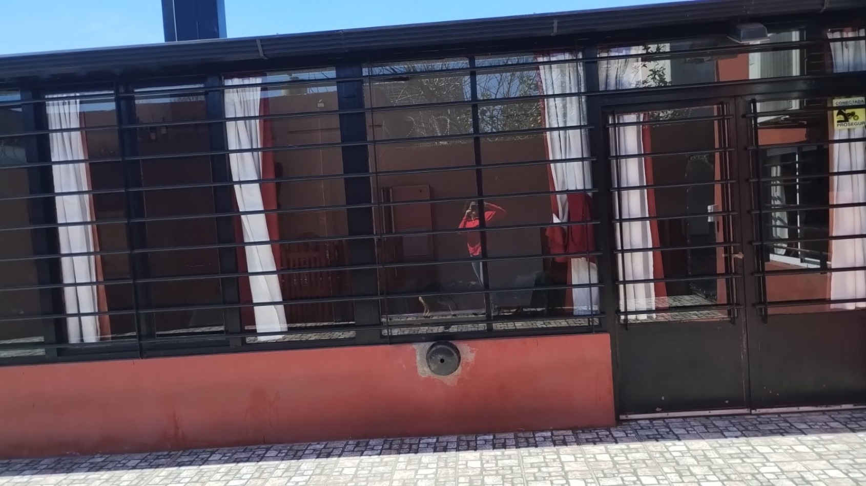 CASA IDEAL HOGAR DE ABUELOS / GERIATRICO. COLON AL 9000