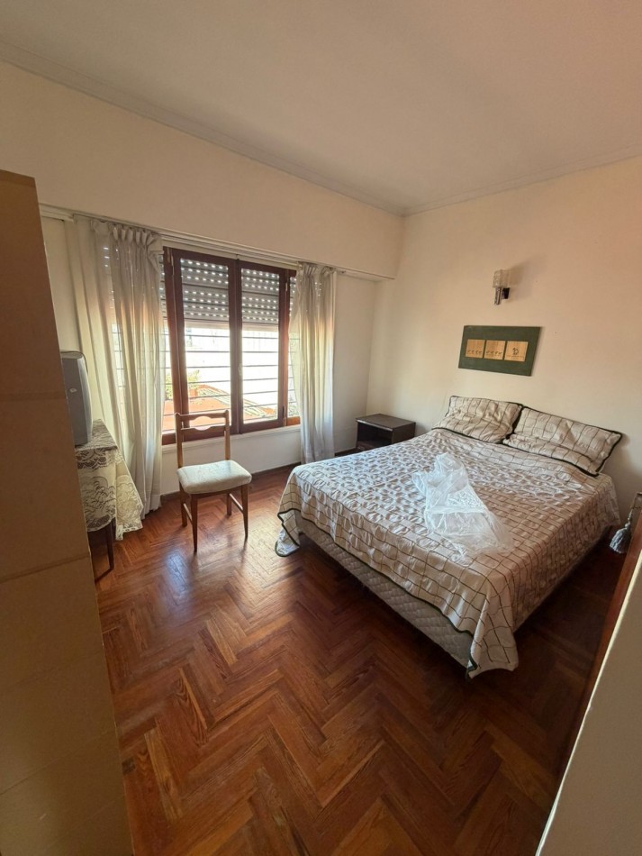 CASA EN PLANTA ALTA. AMOBLADA. LURO AL 6500