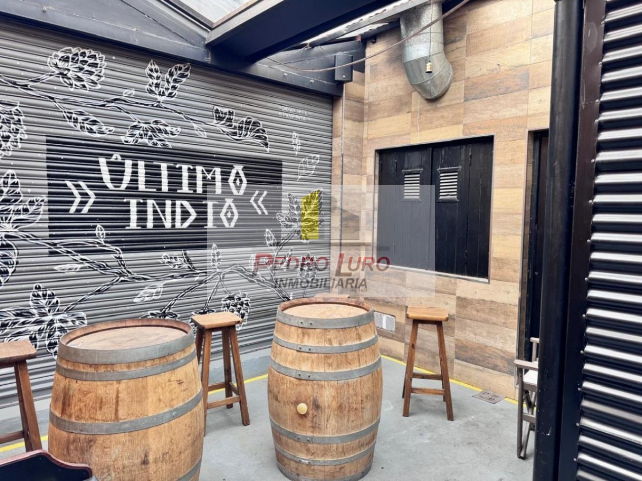 LOCAL COMERCIAL 180M2. JUAN B. JUSTO AL 3700