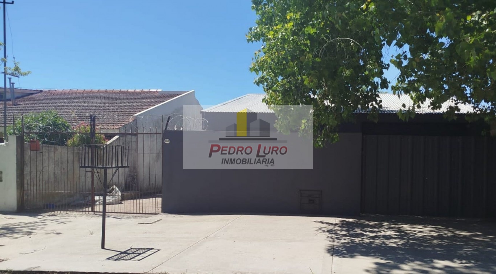 CASA + DEPOSITOS. ECUADOR AL 2300 