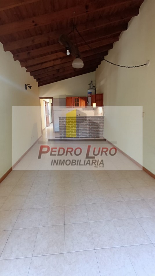 CASA EN PLANTA ALTA 3 AMB. SIRIA 2100