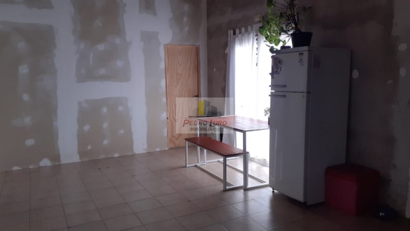 CASA 4 AMB. MAS 2 LOCALES. TRES ARROYOS 2700