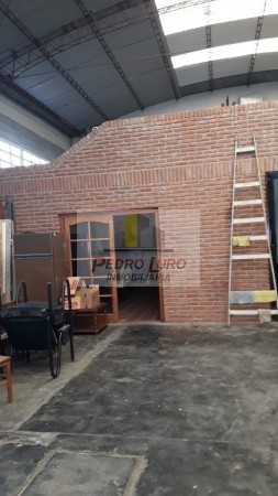 GALPON 400 M2 MALVINAS Y COLON