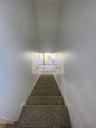 chalet 4 amb. + depto 2 + dep. amb. 11 de sept.7500