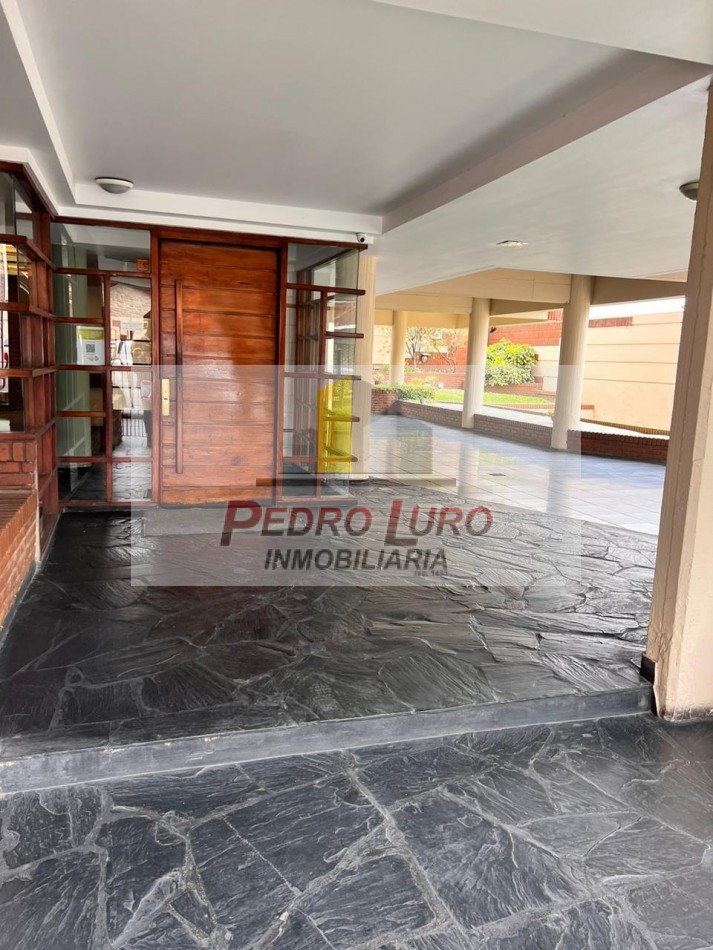 departamento 3 amb. + dependencia. jujuy y 9 de julio