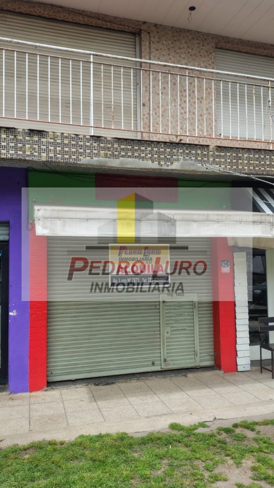 LOCAL  30 M2  . ALIO AL 1700