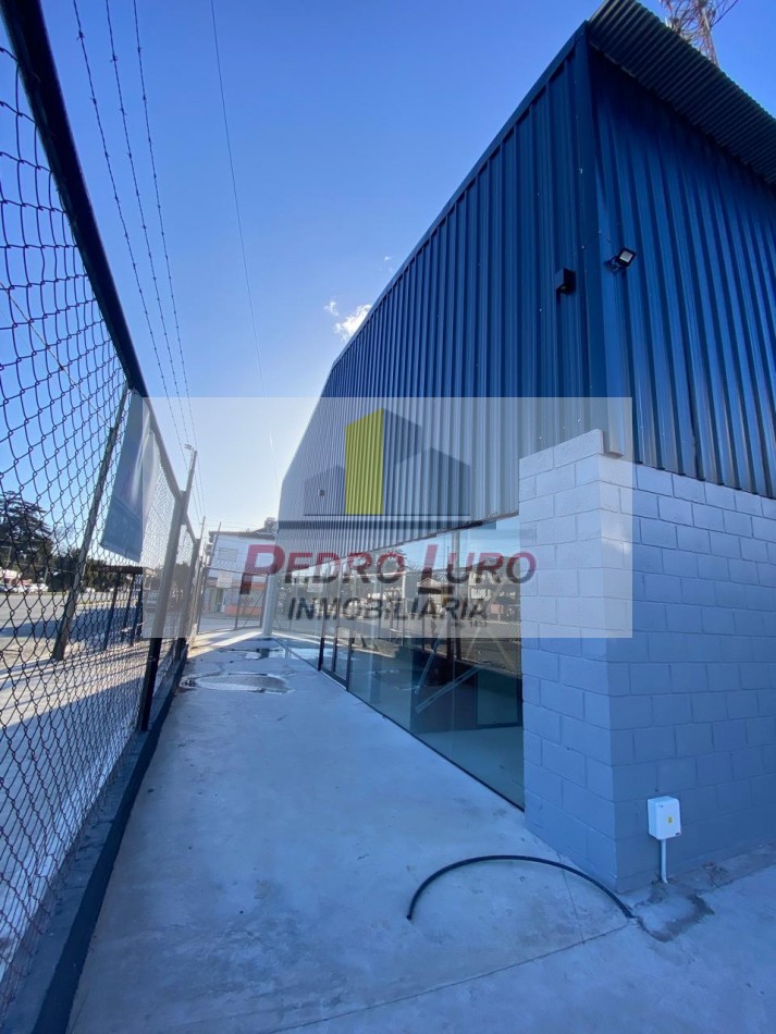 GALPON A ESTRENAR 580M2. LURO Y PIGUE