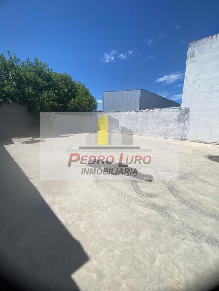 GALPON 242M2 APROX. SAN MARTIN AL 7300.