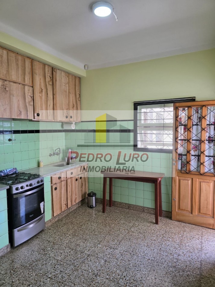 CASA 3 AMBIENTES. NASSER Y SAN MARTIN