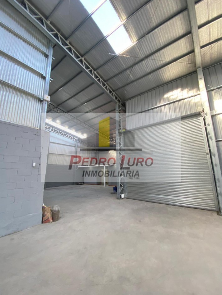 GALPON A ESTRENAR 580M2. LURO Y PIGUE