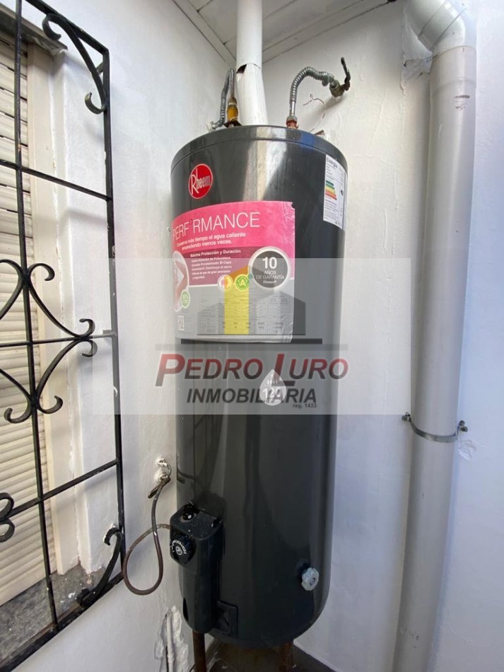 CASA FORMANDO ESQUINA 4 AMB. RIVADAVIA Y 182