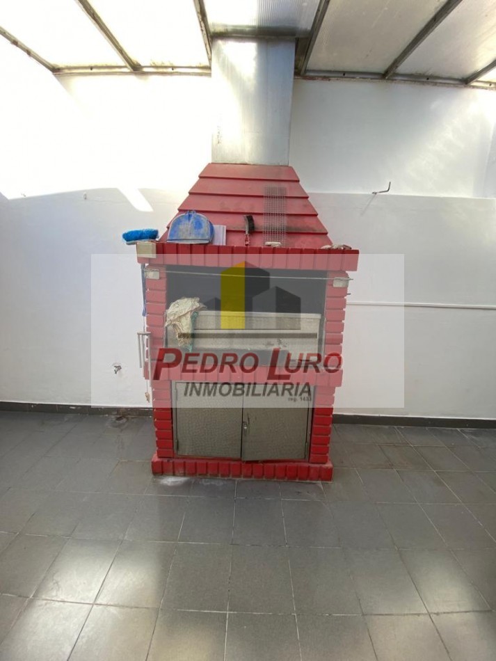 CASA FORMANDO ESQUINA 4 AMB. RIVADAVIA Y 182