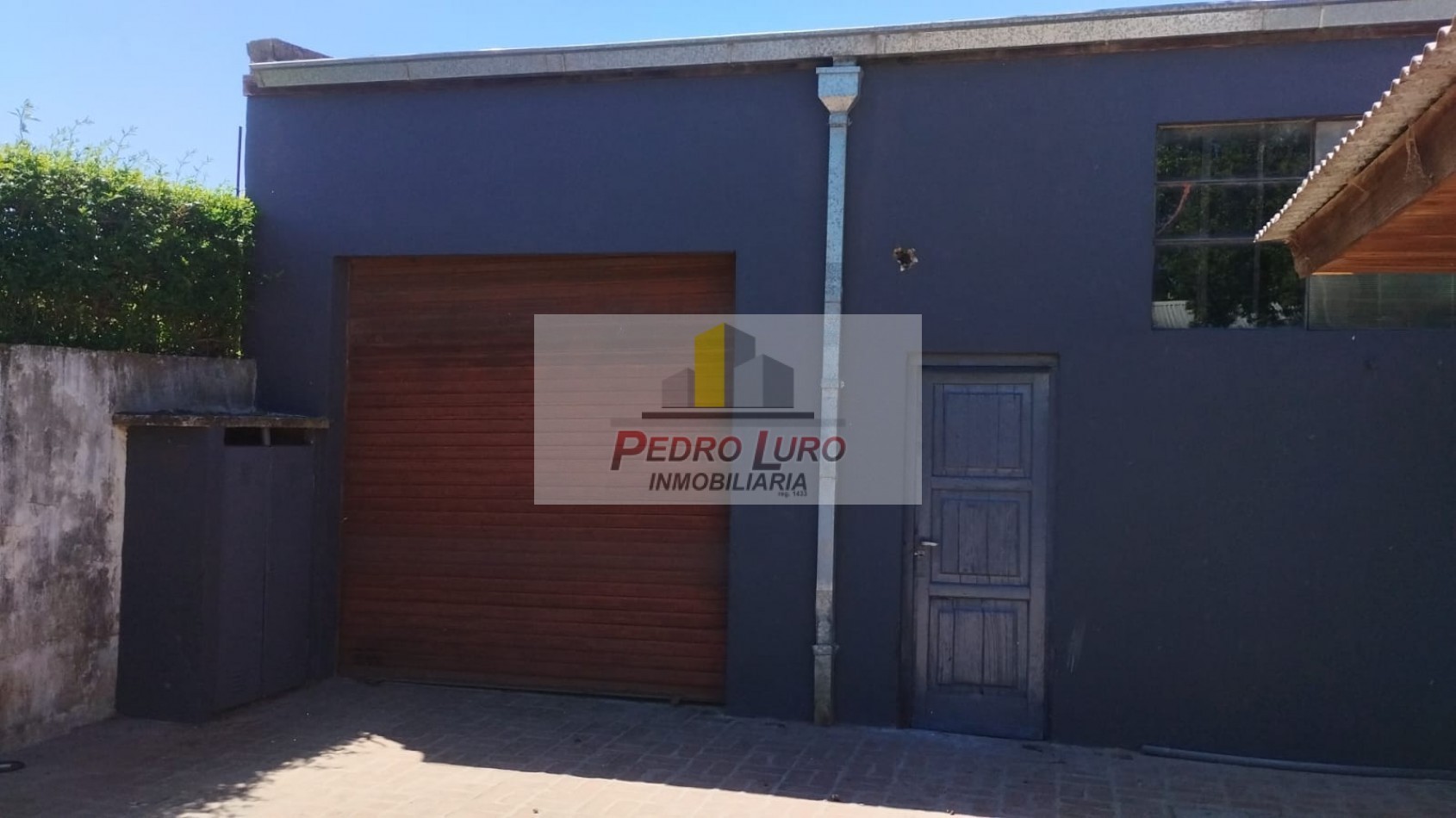 CASA + DEPOSITOS. ECUADOR AL 2300 * RETASADO *