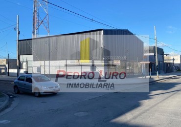 GALPON A ESTRENAR 580M2. LURO Y PIGUE